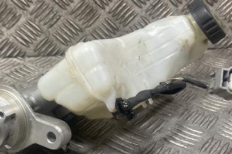 Maitre cylindre (freinage) RENAULT MEGANE 4