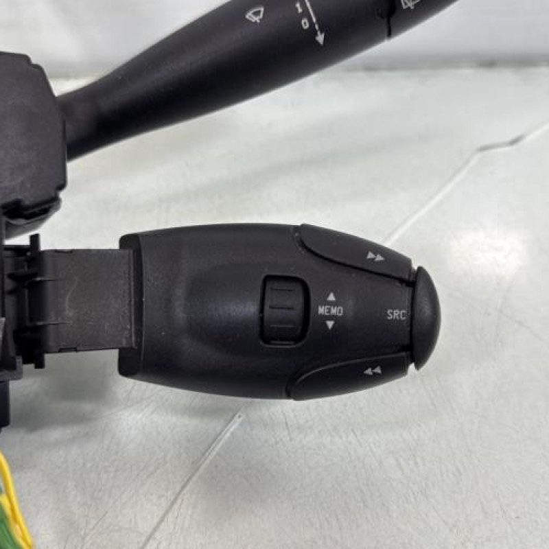 Com (Bloc Contacteur Tournant+Commodo Essuie Glace+Commodo Phare) PEUGEOT 206 Photo n°2