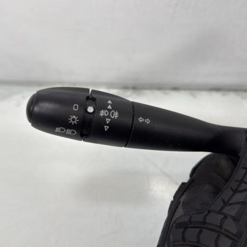 Com (Bloc Contacteur Tournant+Commodo Essuie Glace+Commodo Phare) PEUGEOT 206 Photo n°4