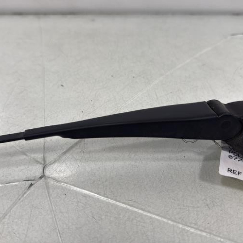 Bras essuie glace arriere VOLKSWAGEN POLO 3 Photo n°2