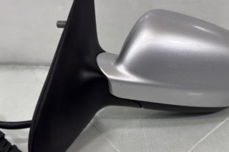 Retroviseur gauche VOLKSWAGEN POLO 3