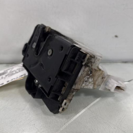 Serrure avant gauche VOLKSWAGEN POLO 3 Photo n°1