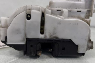 Serrure avant gauche VOLKSWAGEN POLO 3