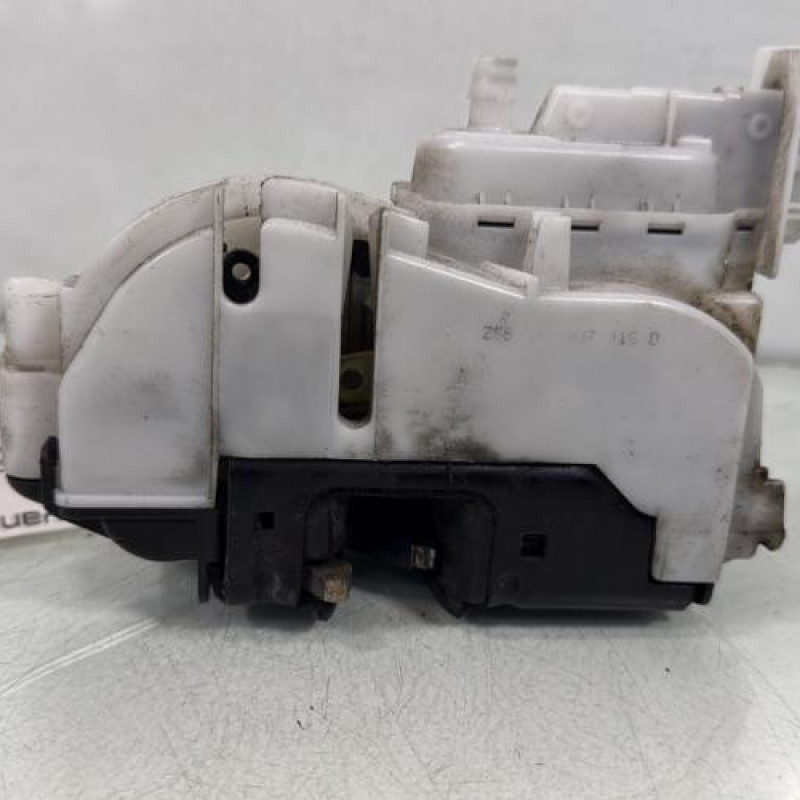 Serrure avant gauche VOLKSWAGEN POLO 3 Photo n°3