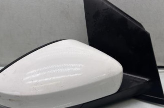 Retroviseur droit VOLKSWAGEN POLO 5