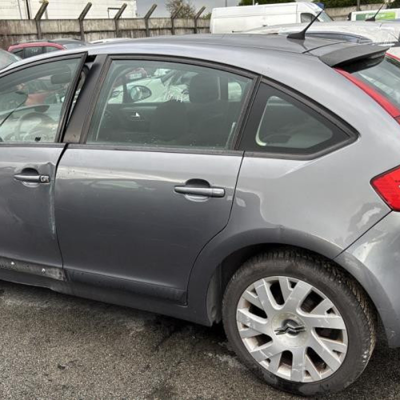 Anti brouillard arriere gauche CITROEN C4 1 Photo n°10