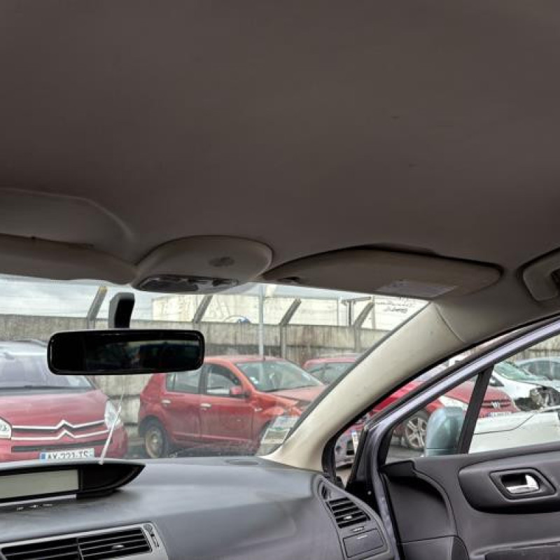 Anti brouillard arriere gauche CITROEN C4 1 Photo n°19