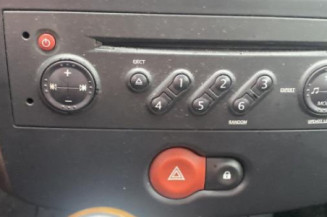 Anti brouillard arriere gauche RENAULT CLIO 3