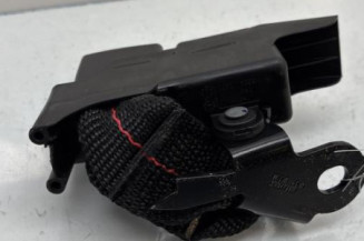Attache ceinture arriere droit RENAULT CLIO 3