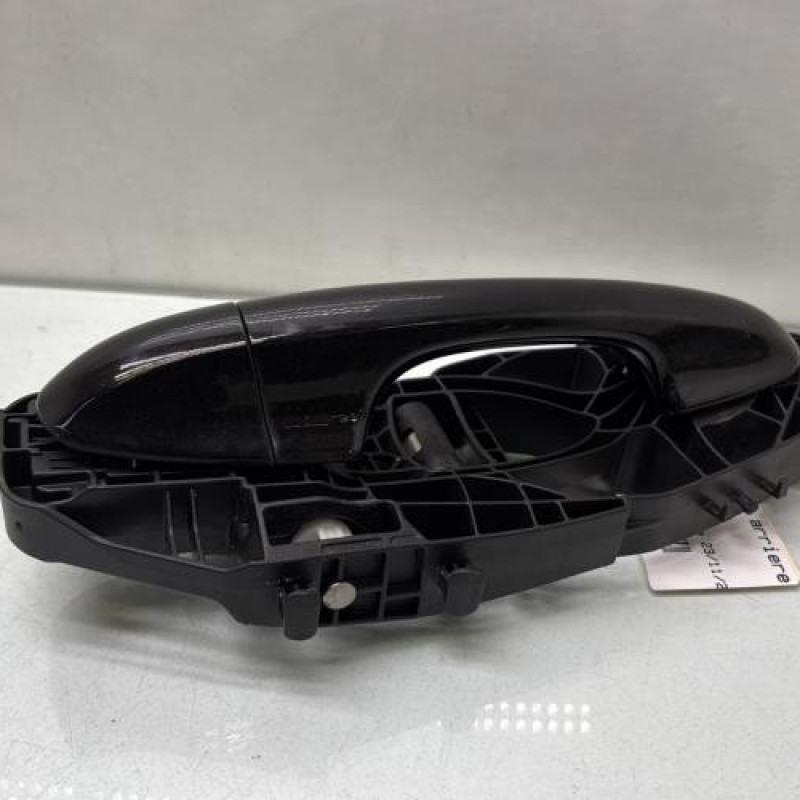Poignee porte arriere droit FORD PUMA 2 Photo n°3