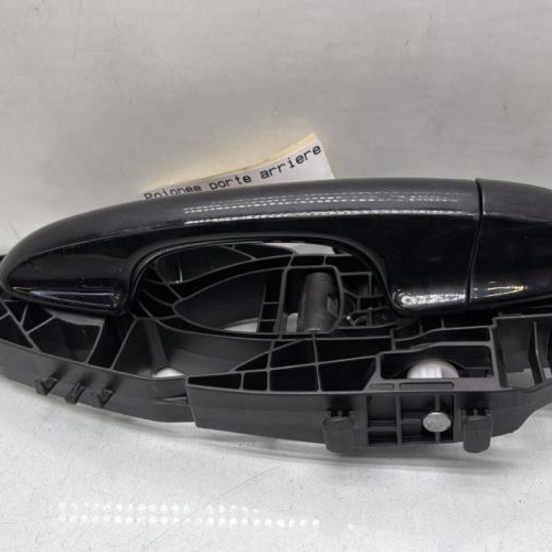 Poignee porte arriere gauche FORD PUMA 2 Photo n°1