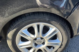 Custode avant gauche OPEL CORSA D