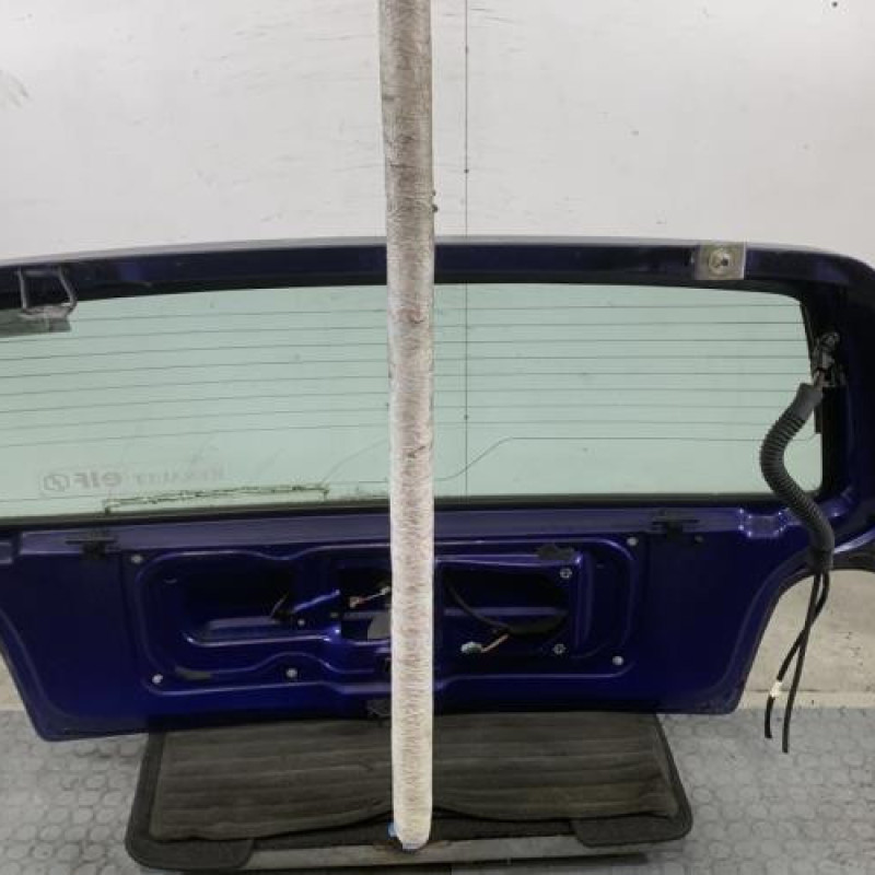 Malle/Hayon arriere RENAULT TWINGO 1 Photo n°6