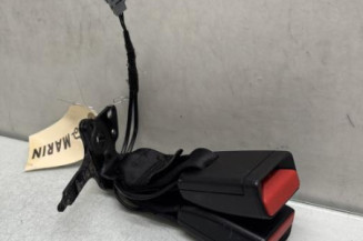 Attache ceinture arriere droit RENAULT CLIO 4 Photo n°1