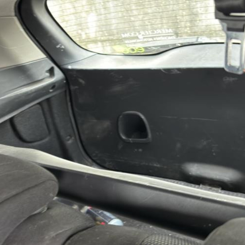 Boitier air bag RENAULT CLIO 4 Photo n°17