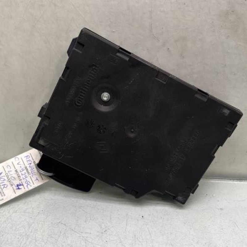 Lecteur de carte (neiman) RENAULT CLIO 4 Photo n°3