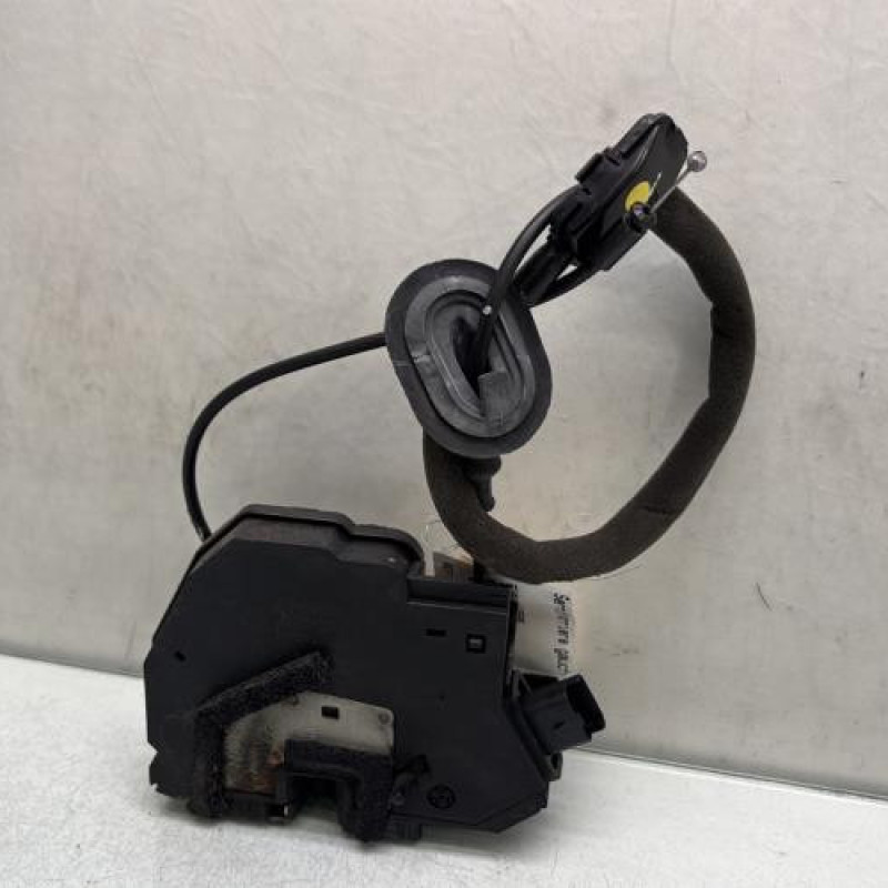 Serrure arriere gauche RENAULT CLIO 4 Photo n°3