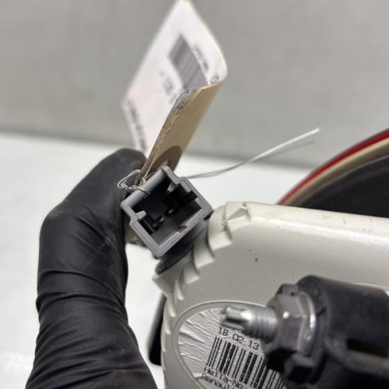 Feu arriere secondaire droit (feux) RENAULT TWINGO 2 Photo n°3