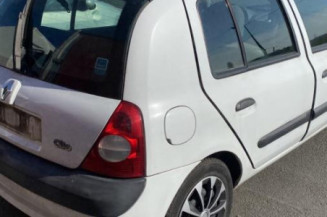 Aile avant droit RENAULT CLIO 2