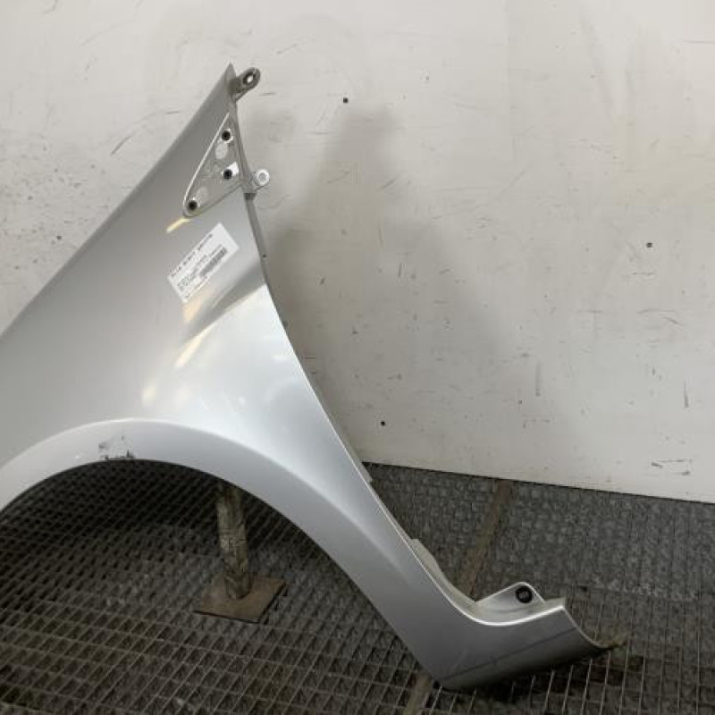 Aile avant gauche RENAULT CLIO 3 Photo n°3