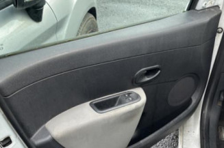 Aile avant droit RENAULT CLIO 3