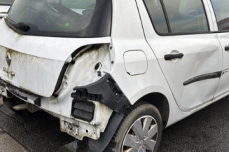 Aile avant gauche RENAULT CLIO 3