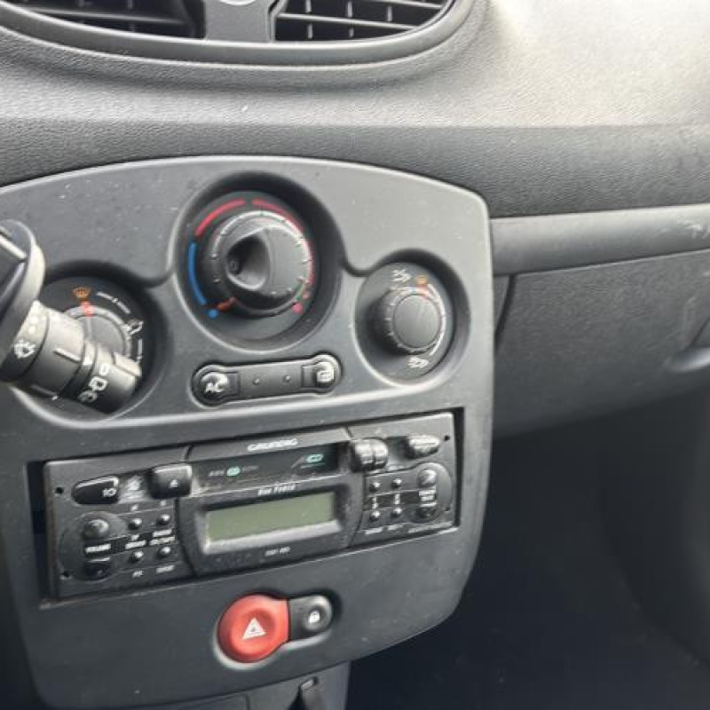 Bras essuie glace avant droit RENAULT CLIO 3 Photo n°17