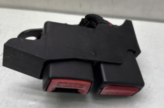 Attache ceinture arriere droit RENAULT CLIO 3