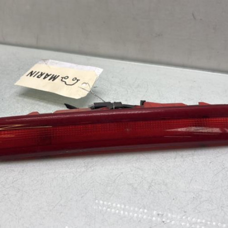 Feu arriere stop central RENAULT CLIO 3 Photo n°1