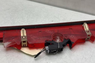 Feu arriere stop central RENAULT CLIO 3