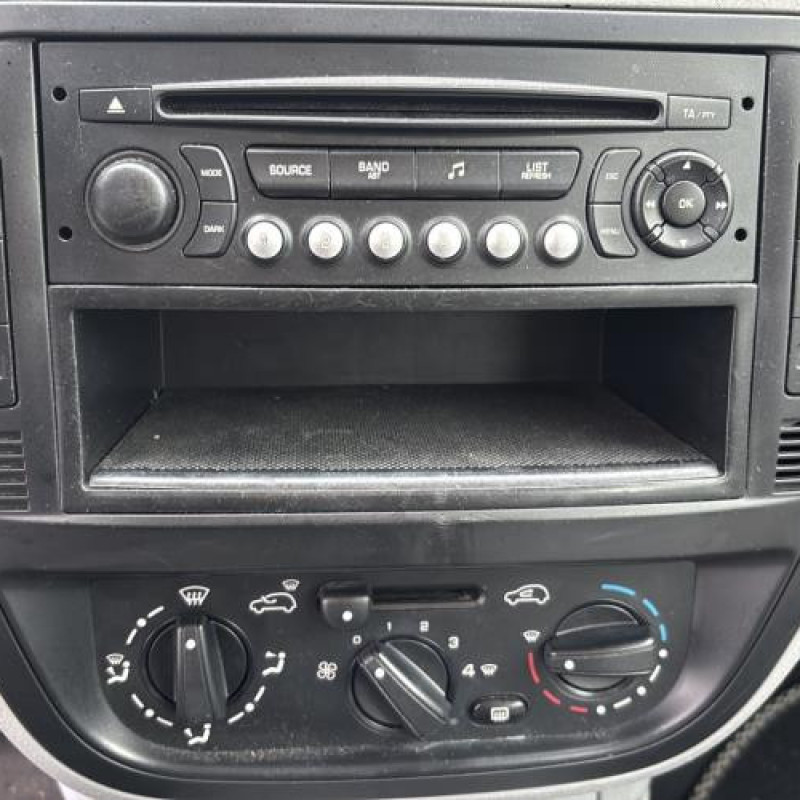 Renfort pare choc arriere (traverse) CITROEN C3 1 Photo n°18