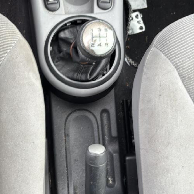 Renfort pare choc arriere (traverse) CITROEN C3 1 Photo n°19