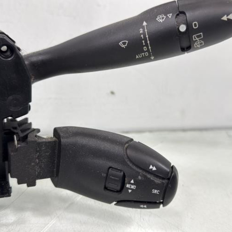 Com (Bloc Contacteur Tournant+Commodo Essuie Glace+Commodo Phare) CITROEN C3 1 Photo n°3