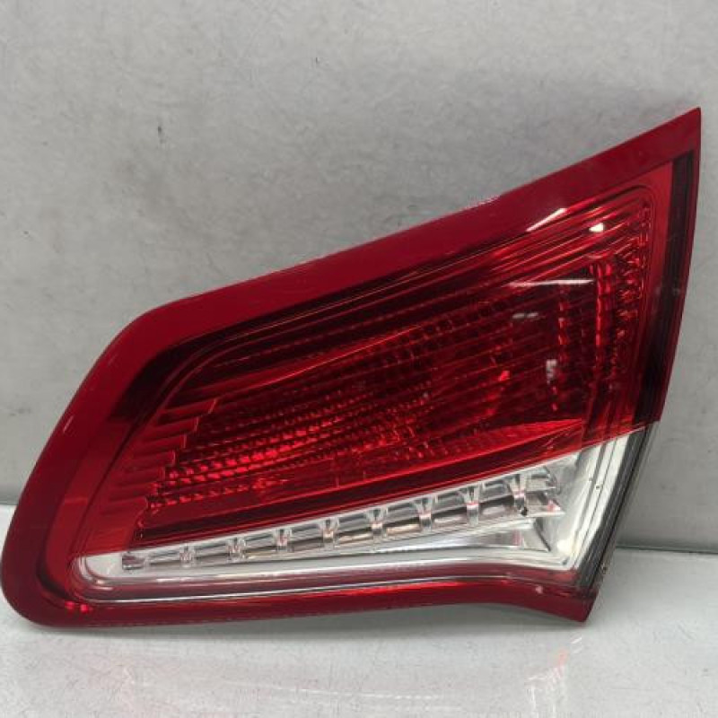 Feu arriere secondaire droit (feux) CITROEN C4 2 Photo n°1