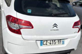 Attache ceinture avant gauche CITROEN C4 2