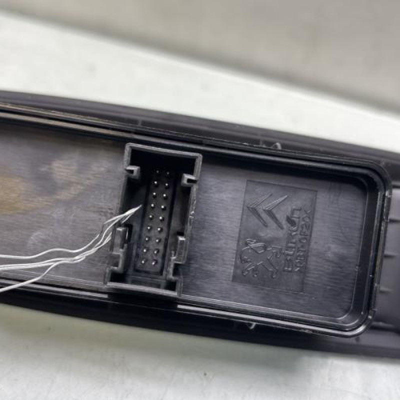 Interrupteur de leve vitre avant gauche CITROEN C4 2 Photo n°3