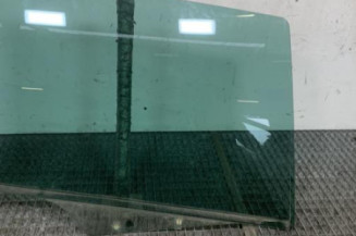 Vitre arriere droit PEUGEOT 307 Photo n°1