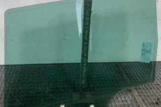 Vitre arriere droit PEUGEOT 307