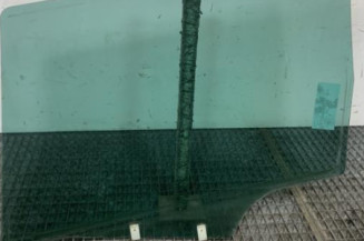 Vitre arriere droit PEUGEOT 307