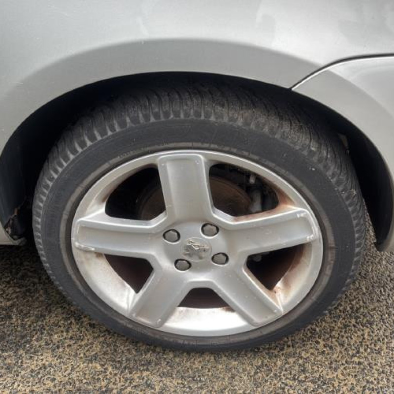 Vitre arriere droit PEUGEOT 307 Photo n°18