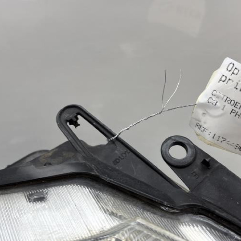 Optique avant principal droit (feux)(phare) CITROEN C3 1 Photo n°4