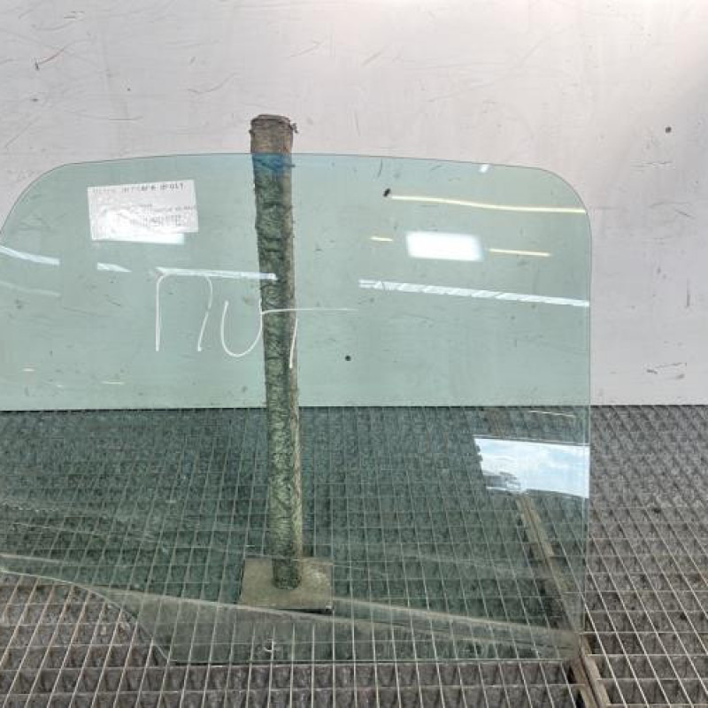 Vitre arriere droit CITROEN C3 1 Photo n°1