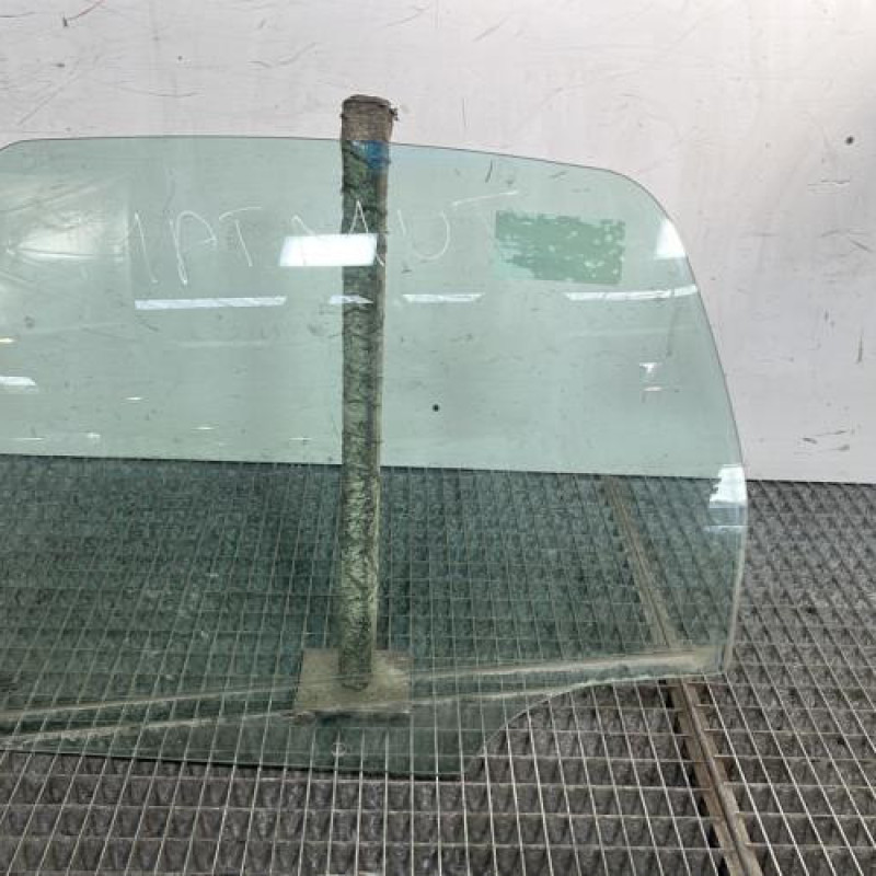 Vitre arriere gauche CITROEN C3 1 Photo n°1