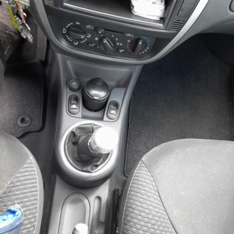 Vitre arriere gauche CITROEN C3 1 Photo n°19