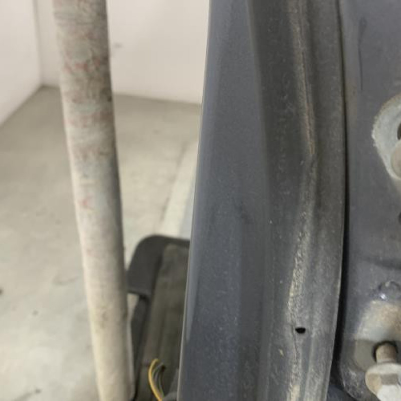 Porte arriere gauche FORD FIESTA 6 Photo n°2