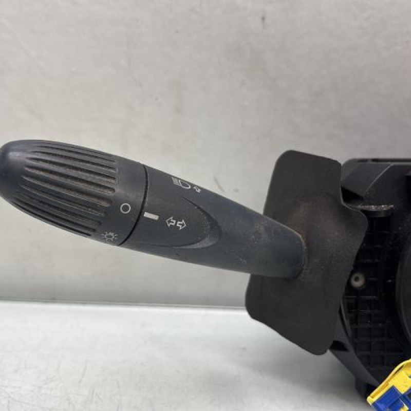 Com (Bloc Contacteur Tournant+Commodo Essuie Glace+Commodo Phare) FIAT DOBLO 1 Photo n°2