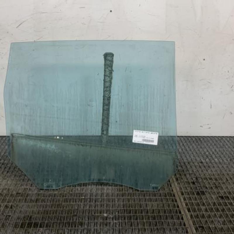 Vitre arriere gauche FORD KUGA 1 Photo n°4