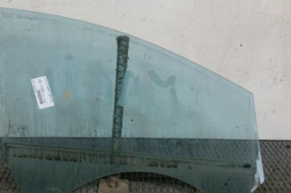 Vitre avant gauche FORD KUGA 1