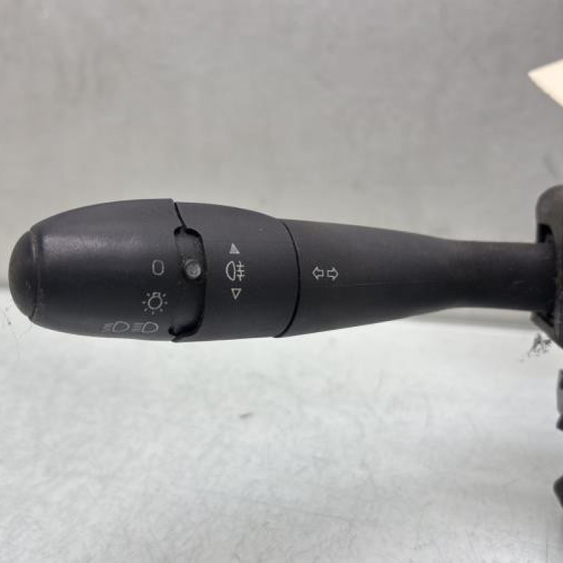 Com (Bloc Contacteur Tournant+Commodo Essuie Glace+Commodo Phare) PEUGEOT 206 Photo n°2