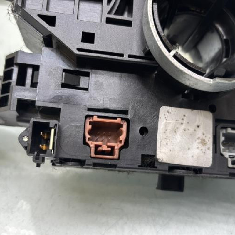 Com (Bloc Contacteur Tournant+Commodo Essuie Glace+Commodo Phare) PEUGEOT 206 Photo n°8